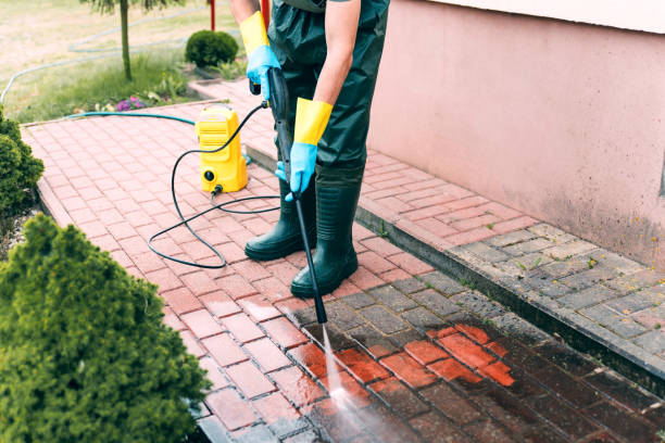 Best Driveway Pressure Washing  in Crocker, WA